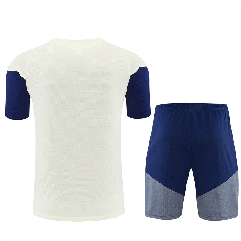 Bayern Munich 26/27 Training Set - Beige